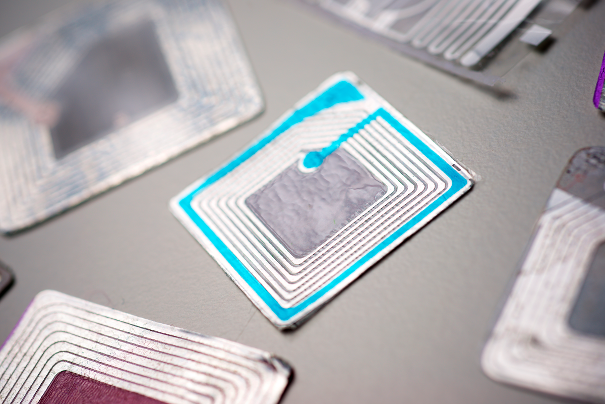 RFID technologie pro retailovou inventarizaci